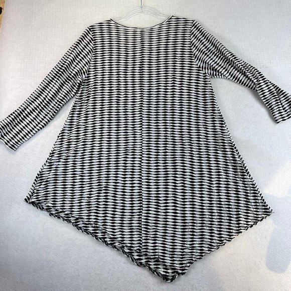 Comfy USA Top Tunic Dress M Womens Black White Oversize Asymmetric Stretch  Rayon